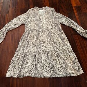 Karlie leopard dress